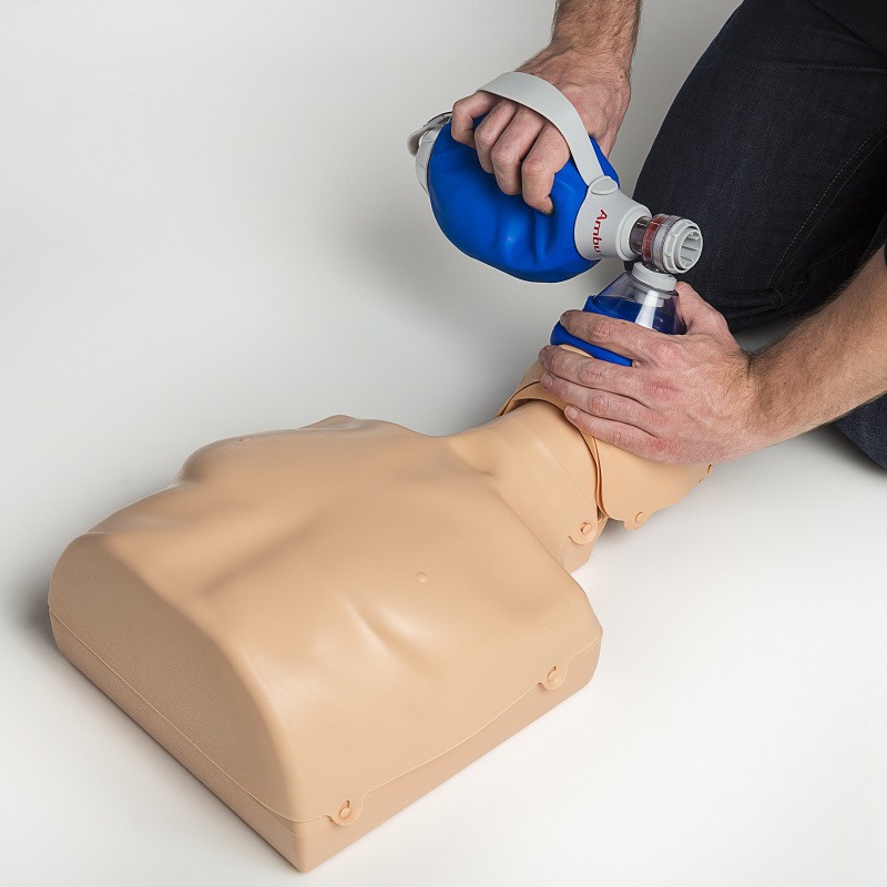 Practi-Man HLR-docka 4-pack med väska